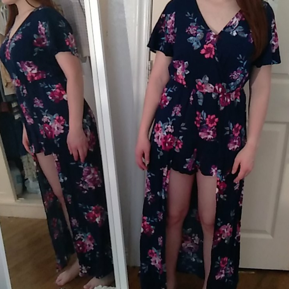 New floral maxi dress size medium